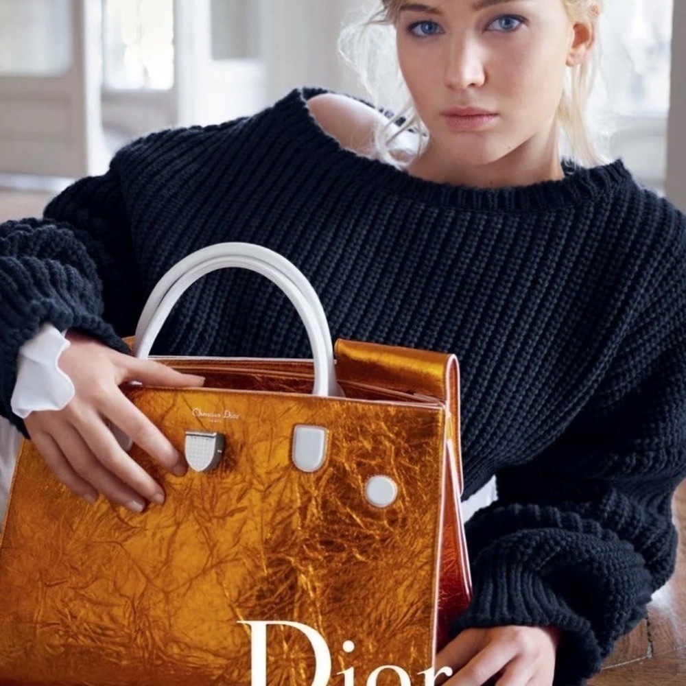 Christian Dior Diorever gold foil bag. Beautiful! With strap. - Picture 11 of 11